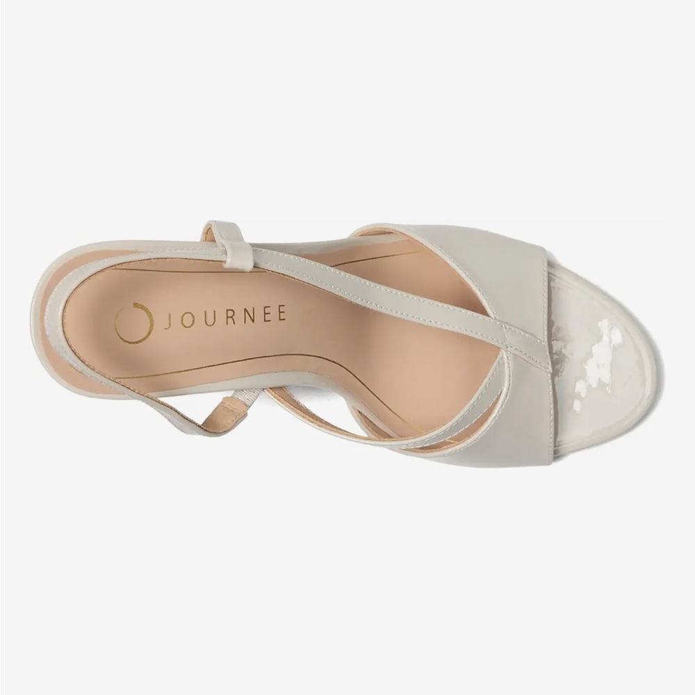 Journee Collection Varra Heels size 9.5 color Patent/Bone - Picture 3 of 9